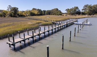 25267 SEASIDE Ct, Accomac, VA 23301