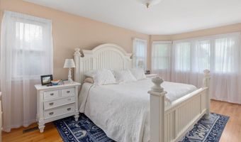1624 Hopkins Rd, Bahama, NC 27503