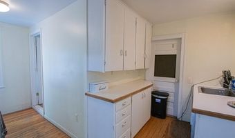 235 E Saint Clair St, Almont, MI 48003