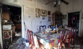 3062 Michelle Dr, Blackstock, SC 29014