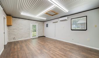 1318 John Riley Barnhill Rd, Baker, FL 32531