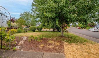 4726 Elk Run Dr SW, Albany, OR 97321