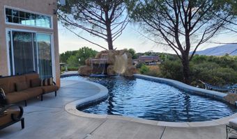 23475 Trappers Hollow Rd, Alpine, CA 91901