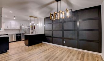 996 Hacienda Dr, Benton, AR 72019