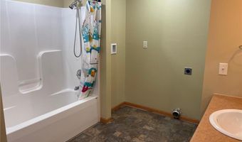 22600 700th Ave, Albert Lea, MN 56007