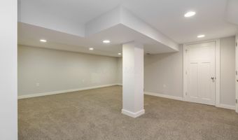 163 Garden Rd, Columbus, OH 43214