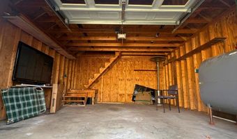 76 Falvey St, Bangor, ME 04401