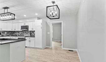 934 E Crothersville Rd, Austin, IN 47102