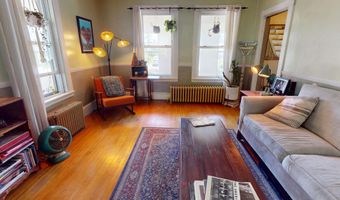 19 Russell St, Bangor, ME 04401