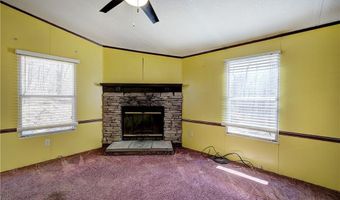 497 Cherokee Trl, Ball Ground, GA 30107