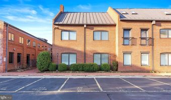 423 N LEE St, Alexandria, VA 22314