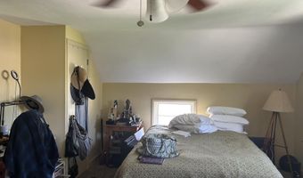 551 N STATE St, Appleton, WI 54911
