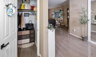 10909 W CHASE Ln, Avondale, AZ 85323