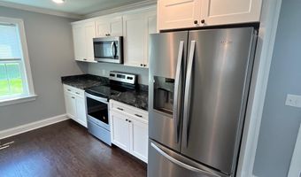 112 E MAIN St, Felton, DE 19943