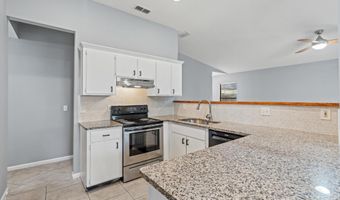 2250 ASPEN RIDGE Ct, Jacksonville, FL 32233