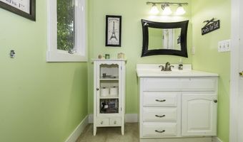1212 Wells St, Ann Arbor, MI 48104