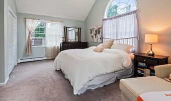 17 Sewell St, Ashland, MA 01721