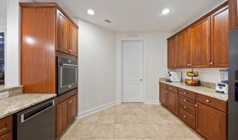1915 TOWNE CENTRE Blvd #606, Annapolis, MD 21401