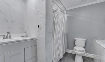 587 Central Ave, Johnston, RI 02919