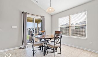 892 Coralberry Ln, Greenwood, IN 46143