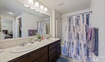 3825 Winged Dove St, Caldwell, ID 83605