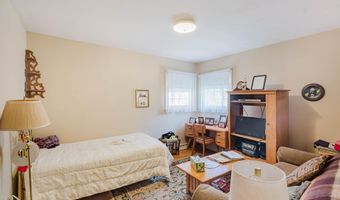 672 Providence St, Albany, NY 12208