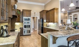5 Utrera Ln, Hot Springs Village, AR 71909