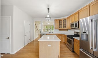 23 Brixton Ct, Algonquin, IL 60102
