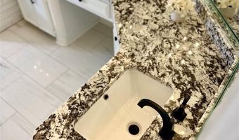 107 Spy Glass Hill Dr, Benton, LA 71006