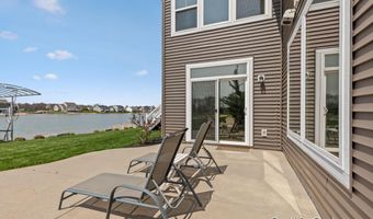 11325 Wake Dr, Allendale, MI 49401
