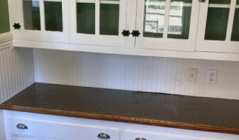 1051 Pee Dee Ave, Albemarle, NC 28001