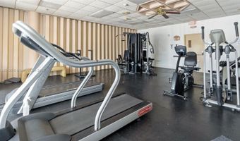 3701 N Country Club Dr 606, Aventura, FL 33180