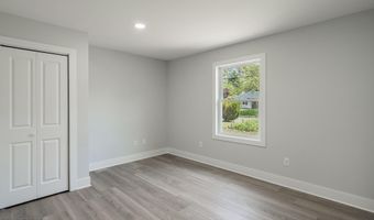 70 Mallard Rd, Bayville, NJ 08721