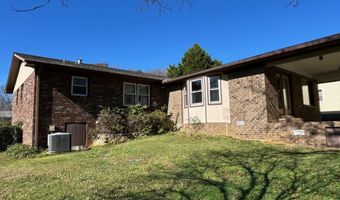 4027 DIX St, Anniston, AL 36201