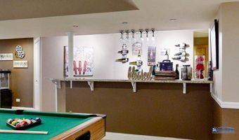1535 S Douglas Ave, Arlington Heights, IL 60005