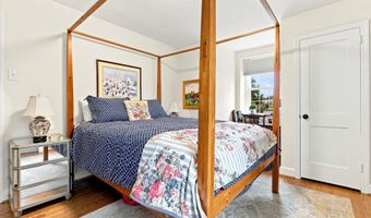 49 W SKIPPACK Pike, Ambler, PA 19002