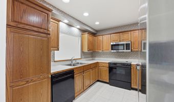 701 BEACH Ave 201, Atlantic Beach, FL 32233