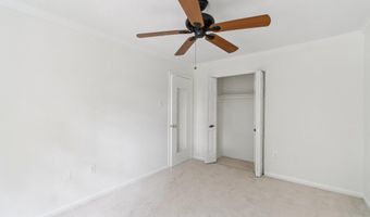 4906 VAN WALBEEK Pl, Annandale, VA 22003