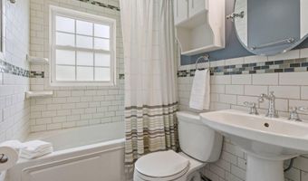 11 Thatcher Dr, Altamont, NY 12009