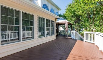 20262 KIAWAH ISLAND Dr, Ashburn, VA 20147