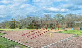 1115 County Road 307, Alleyton, TX 78935