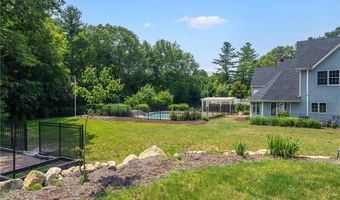 38 Miss Fry Dr, East Greenwich, RI 02818
