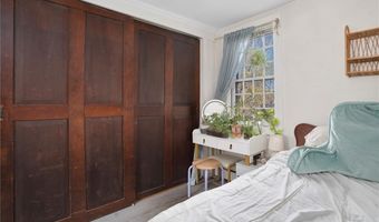 73 Thames St B, Newport, RI 02840
