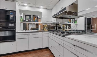 35 TIMBERLAND Dr, Lincoln, RI 02865