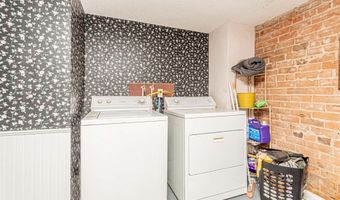 316 318 Broadway St, Abilene, KS 67410