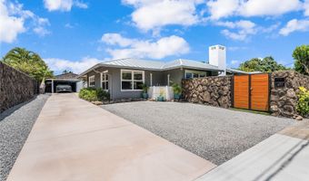 977 Makaiwa St, Honolulu, HI 96816
