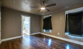 203 W Purdom Ave, Alvarado, TX 76009