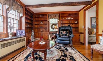 241 Howland Rd, East Greenwich, RI 02818