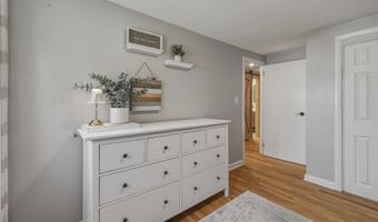 37 Cawley St, Bristol, CT 06010
