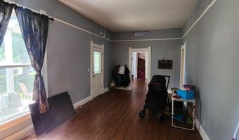 246 E 14th St, Baxter Springs, KS 66713